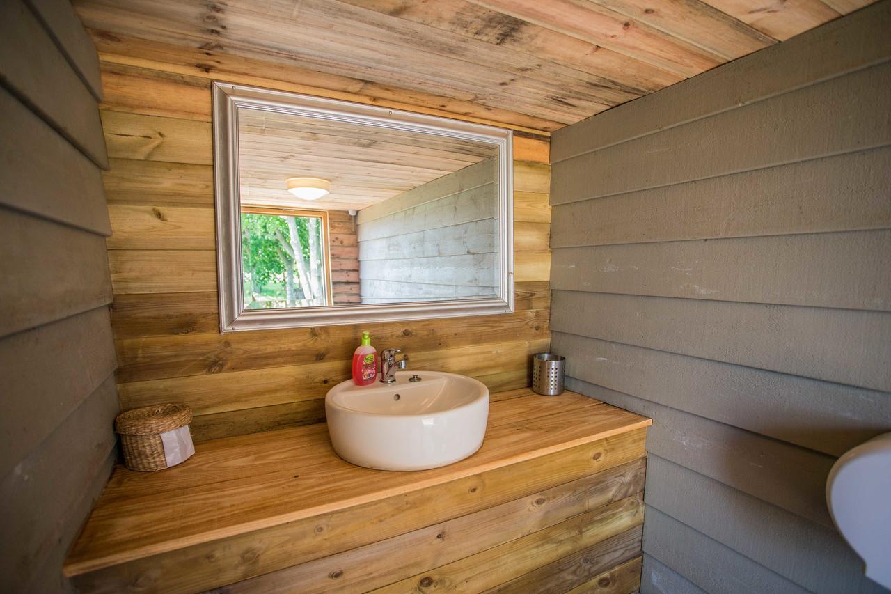 Hotel The Holford Arms Chalets And Glamping Didmarton Zewnętrze zdjęcie